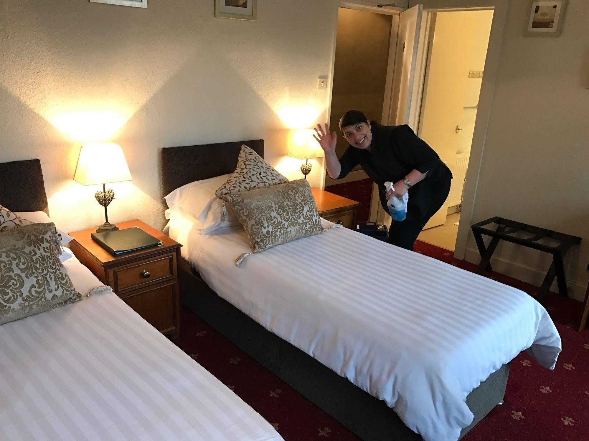 Woodfield Bed & Breakfast Chepstow Bagian luar foto